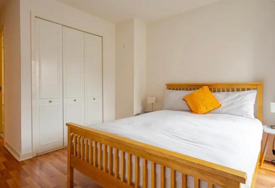 Modern Spacious Retreat Full Fibre Wi-Fi & Free Parking เอดินบะระ ภายนอก รูปภาพ